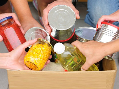 Συγκέντρωση τροφίμων για άπορους